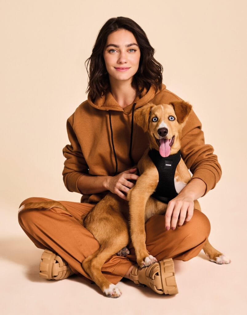 Nova marca brasileira lança 38 produtos e propõe um novo padrão de consumo para tutores que veem os cães como parte da família