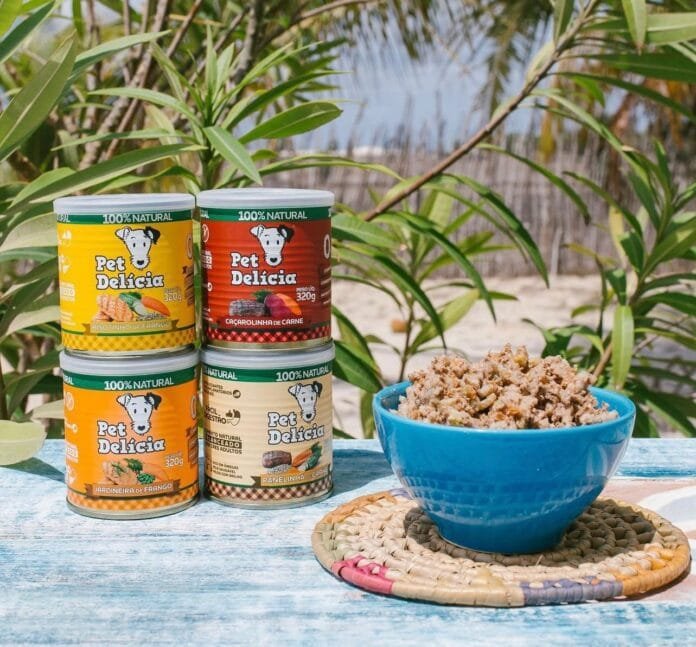 Pet Delícia lança linha de sachês 100% naturais para cães e gatos