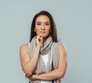 Crueldade contra animais não é episódio isolado: é um sinal de risco psicossocial 