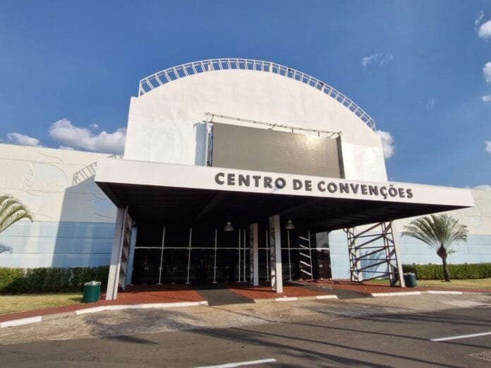 Feira reúne mais de 200 expositores em Campinas e movimenta setor pet nesta semana